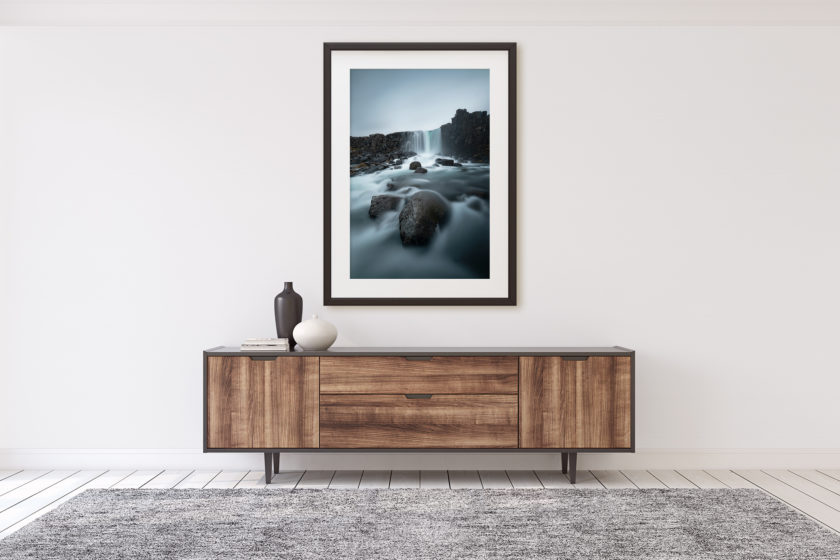 This is a mockup of Ben Orloff's "A Drink for Parliament" photography print set in a home's interior.